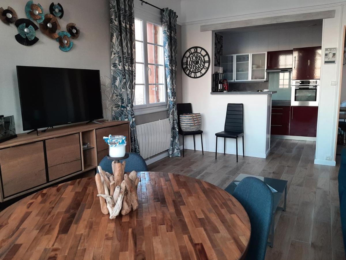 Au Gre Des Marees, Appartement Face A La Mer, Classe 3 Etoiles Ault Eksteriør billede